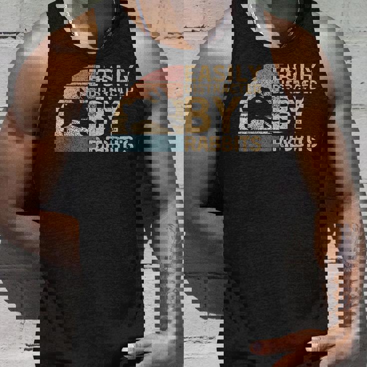 レトロ ヴィンテージ Easy Distracted By Rabbits Bunnies Lover タンクトップ 彼への贈り物