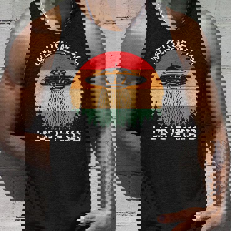 レトロベガス Ufo サイティング エイリアン メンズ レディース タンクトップ 彼への贈り物