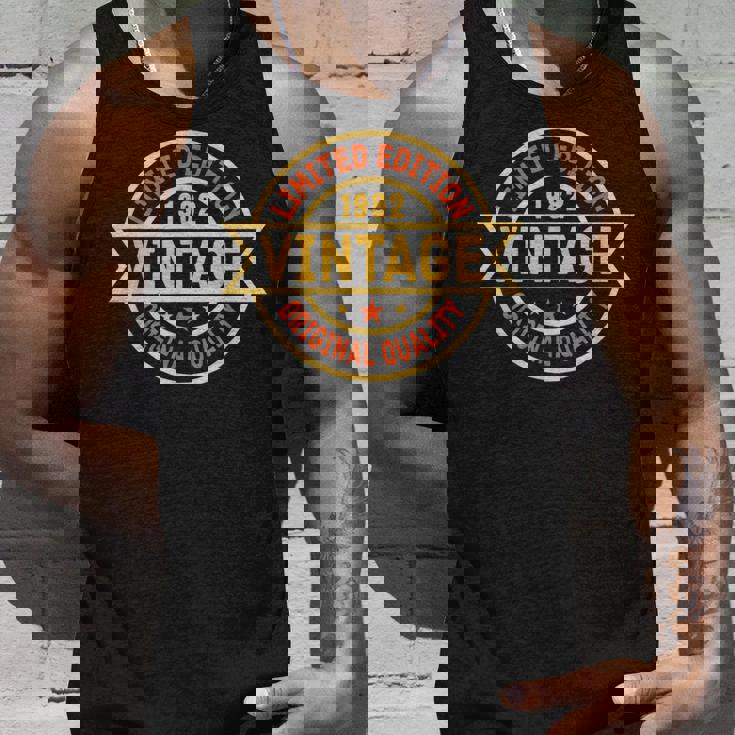 ヴィンテージ 1982 メンズ 限定版 Bday 1982 誕生日 タンクトップ 彼への贈り物