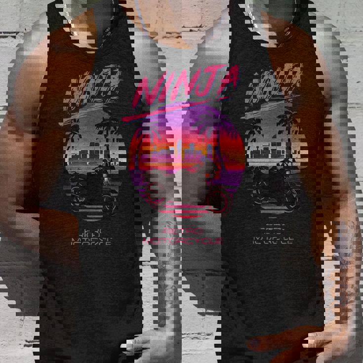 ヴィンテージ Ninja スポーツバイク スーパースポーツ 80S 映画 シンセウェーブ マイアミ バイス シティー タンクトップ 彼への贈り物