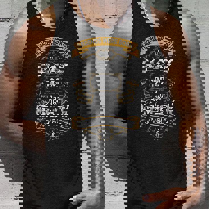 ヴィンテージ66歳の誕生日レジェンドは1959年5月に誕生しました。 タンクトップ 彼への贈り物