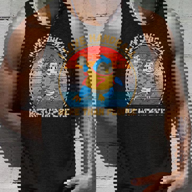 ヴィンテージペンギン I Love Handball More Than People タンクトップ 彼への贈り物