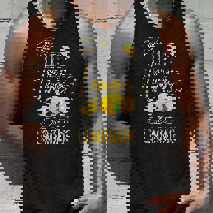 人生があなたにレモンを与えるとき、レモネードギフトを作る タンクトップ 彼への贈り物