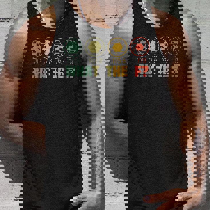 何のf？写真面白い写真家のカメラの絞り タンクトップ 彼への贈り物