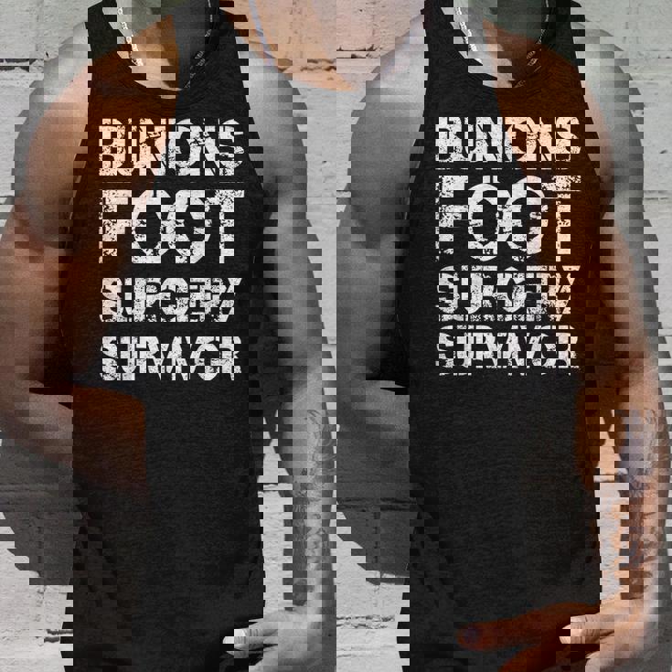 外反母趾足手術サバイバー タンクトップ 彼への贈り物