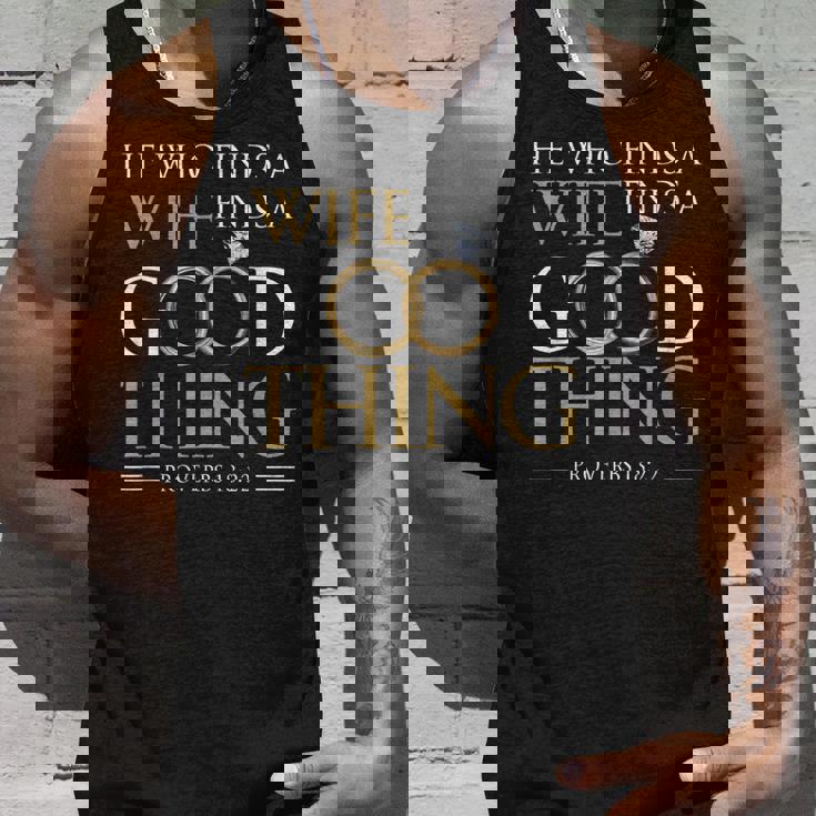 妻を見つけた彼は、良いことを見つける 夫のことわざ 18 22 タンクトップ 彼への贈り物