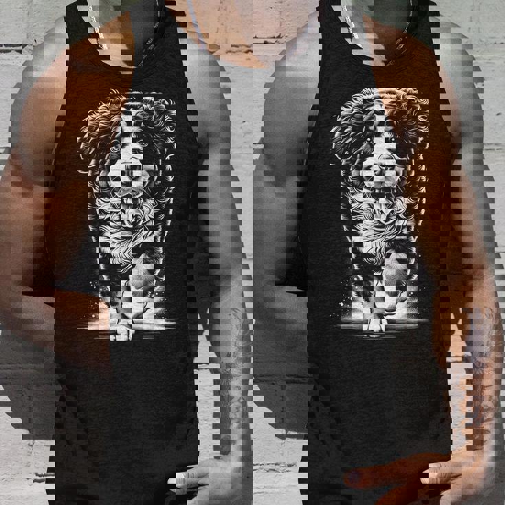 幸せなポーズでかわいいバーニーズマウンテンドッグ タンクトップ 彼への贈り物