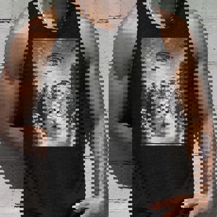 怖い猫 エイリアン Ufo 宇宙愛好家 面白い タンクトップ 彼への贈り物