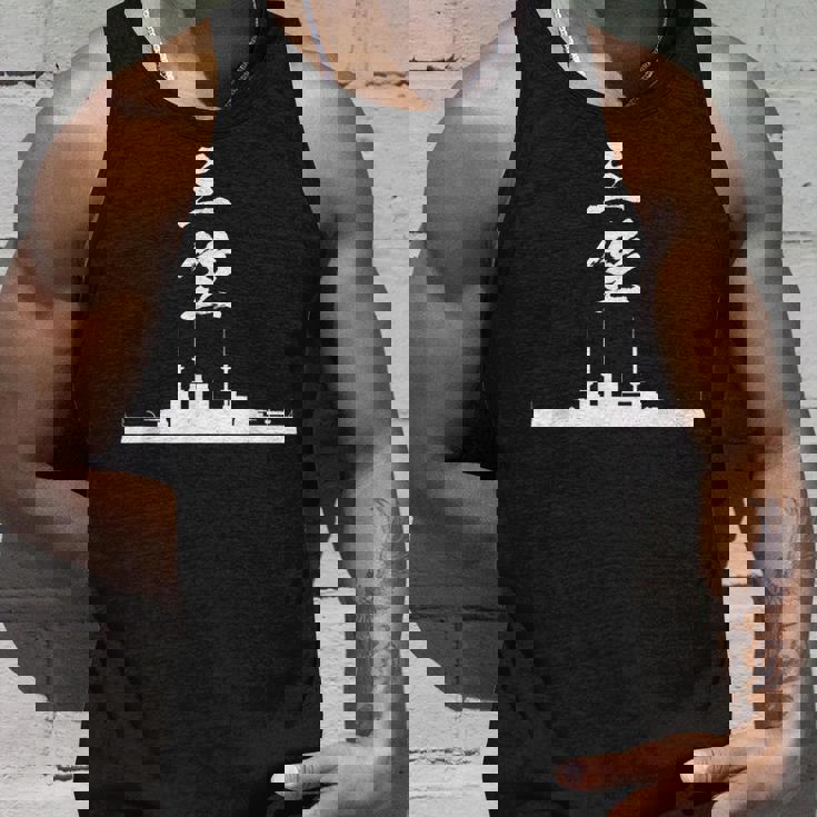 戦艦【三笠】軍艦 シルエット 日本 大日本帝国 海軍 帝国海軍 船 面白い ネタ 文字入り おもしろ ウケ狙い タンクトップ 彼への贈り物