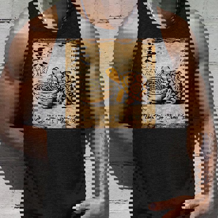 日本の古典的な洞窟石アートベビータートルラーメン タンクトップ 彼への贈り物