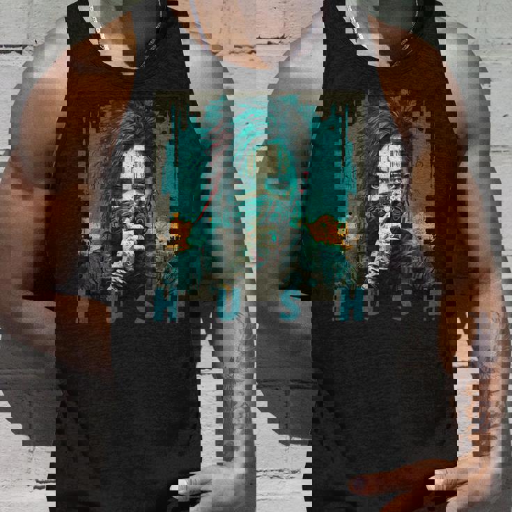 未来的なデザインを見せるサイバーパンクガール タンクトップ 彼への贈り物