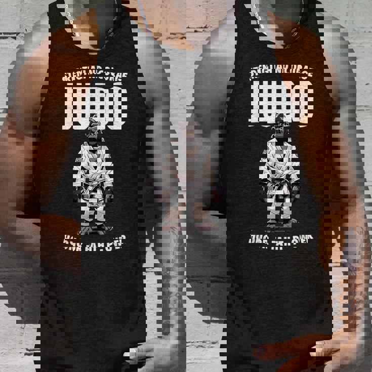 柔道ゴリラ かわいい日本の柔道家 タンクトップ 彼への贈り物