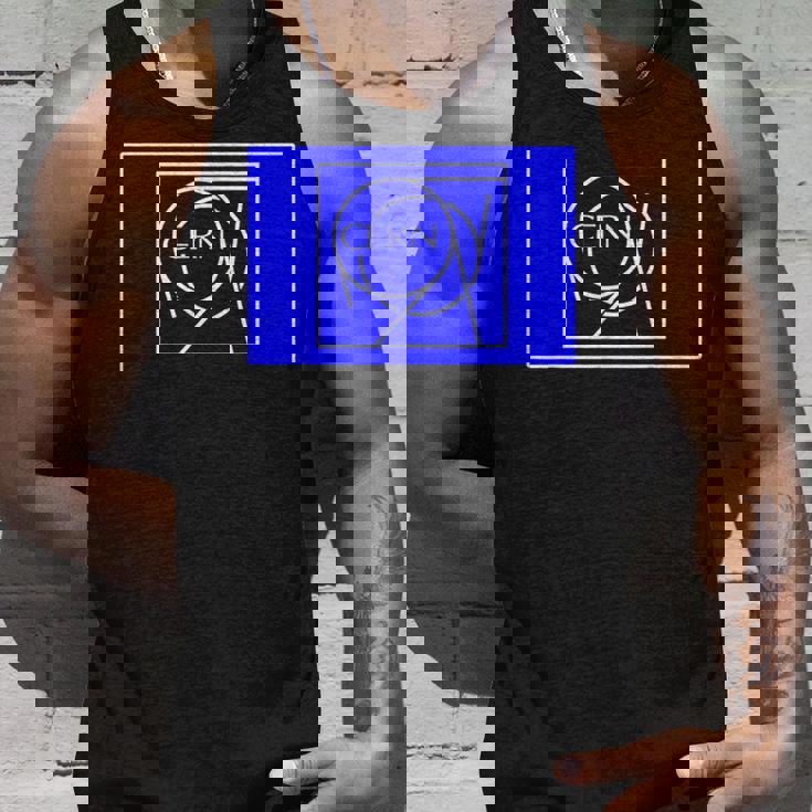 核研究のためのヨーロッパ組織 Cernフラッグ タンクトップ 彼への贈り物