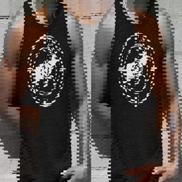 狩猟 射撃 猟師 熊 鹿 猟 ハンター 心電図 おもしろ グッズ 服 面白いtシャツ ライフル ネタ メンズ タンクトップ 彼への贈り物