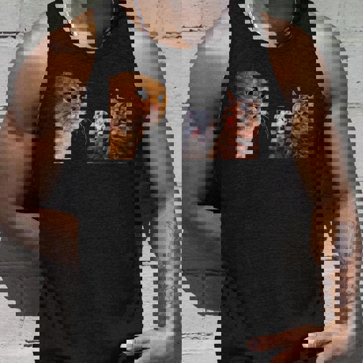 猫ミーム 説教する猫 怒られる猫 泣き叫ぶ猫 説教 怒る かわいい 面白い 人気 楽しい ハッピー タンクトップ 彼への贈り物