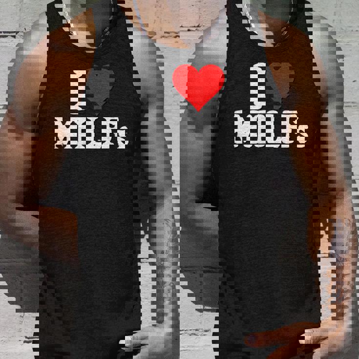 私は熟女が大好きです熟女が大好きです タンクトップ 彼への贈り物