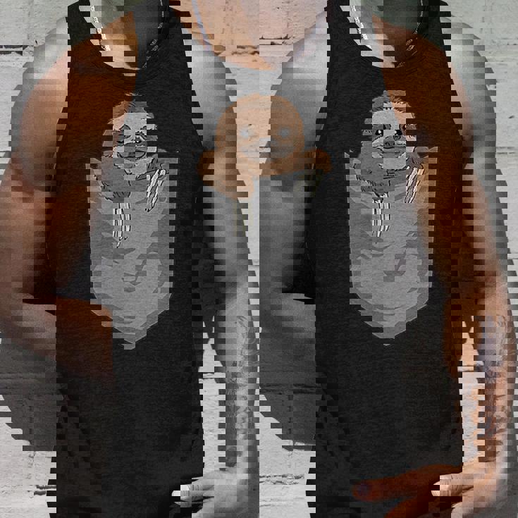 胸ポケットのナマケモノ 面白いナマケモノ タンクトップ 彼への贈り物