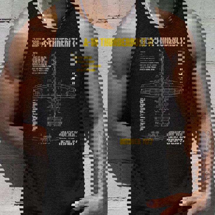 軍用機 A-10 Thunderbolt Ii Warthog Usaf タンクトップ 彼への贈り物