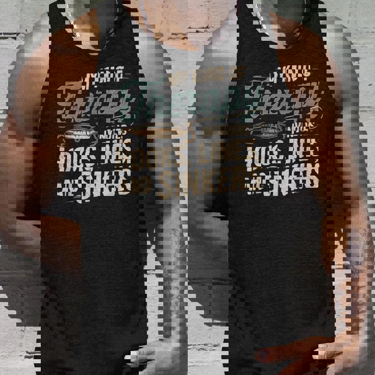 釣り My Kind Of Therapy フック ライン シンカー おもしろいことわざ タンクトップ 彼への贈り物