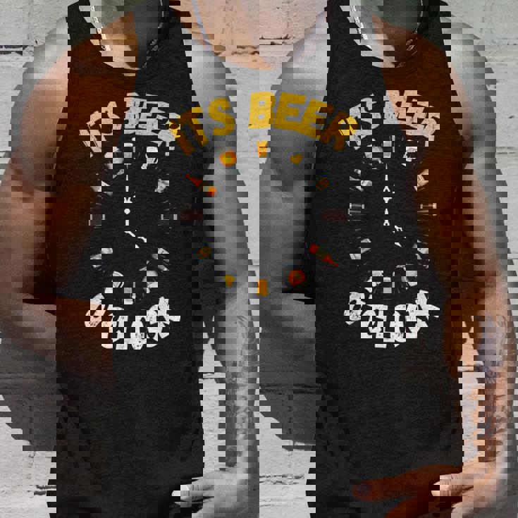 面白いビールoクロックティー。ナショナルビールデー、父の日に。 タンクトップ 彼への贈り物