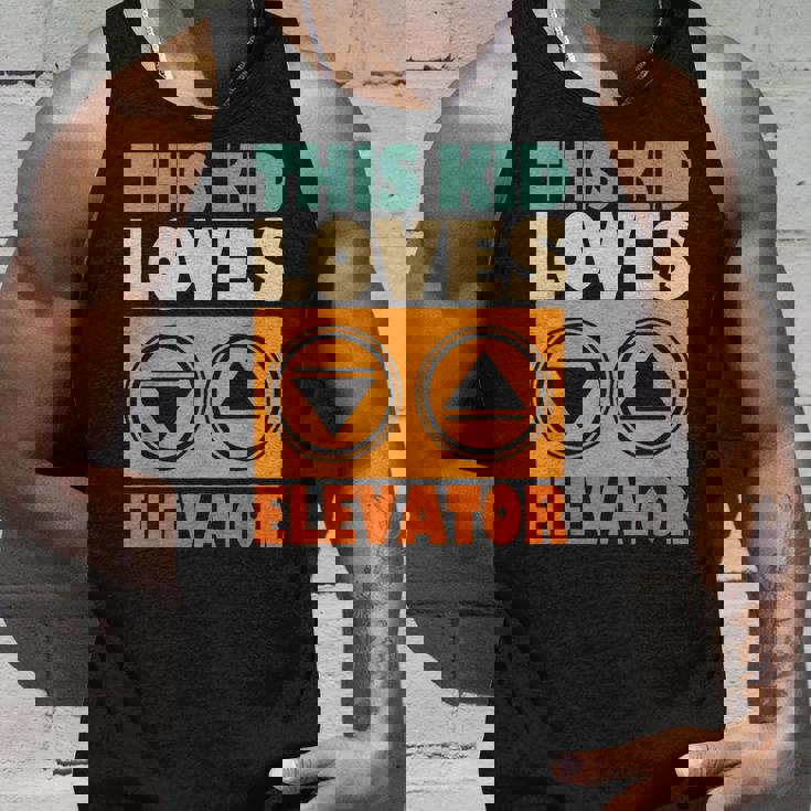 面白い引用エレベーター This Kid Loves Elevator Elevator Loves Elevator タンクトップ 彼への贈り物