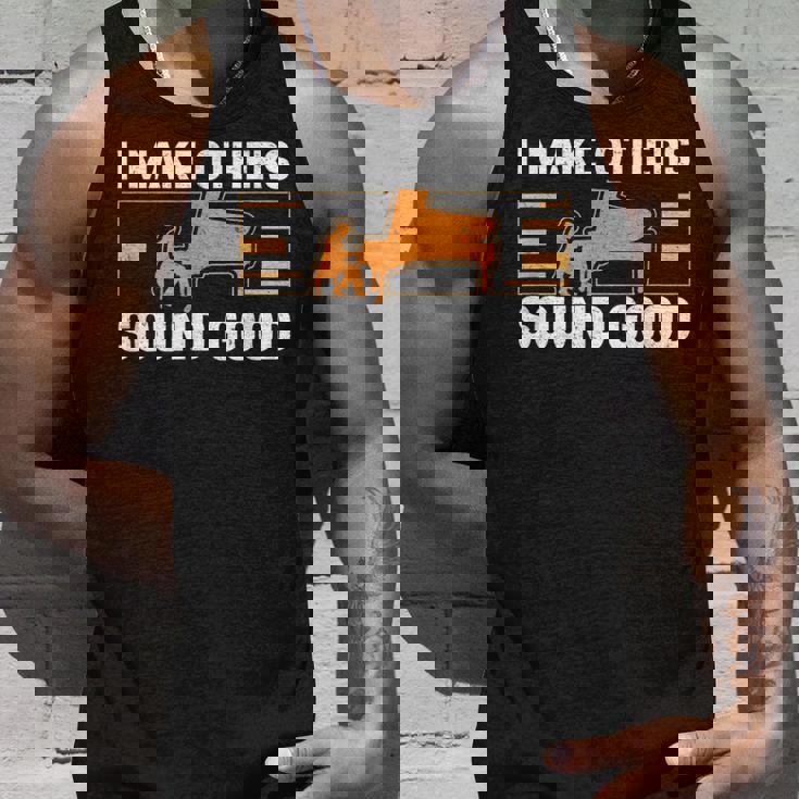 面白い音楽伴奏者 I Make Othersound Good Accompany タンクトップ 彼への贈り物