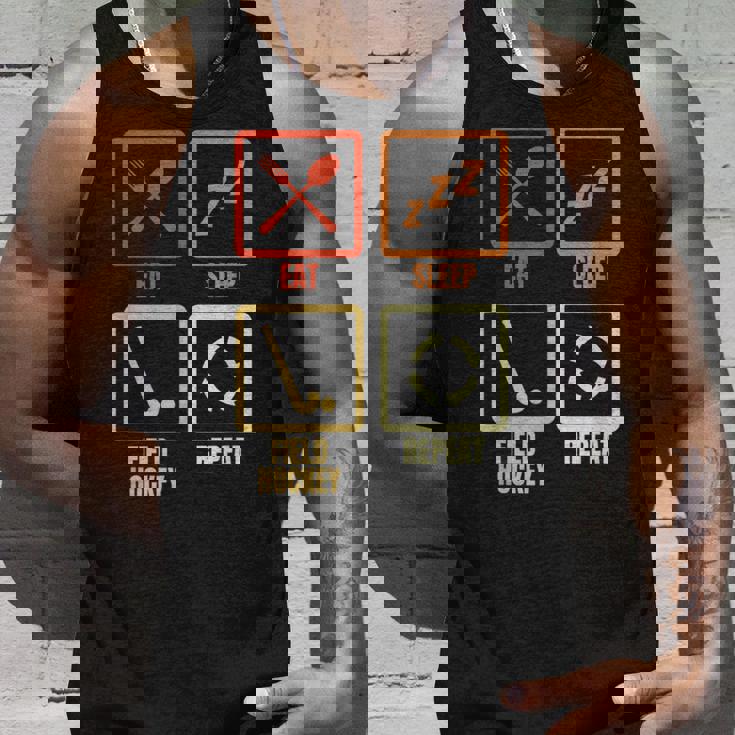 食べる寝るフィールドホッケーの繰り返し タンクトップ 彼への贈り物