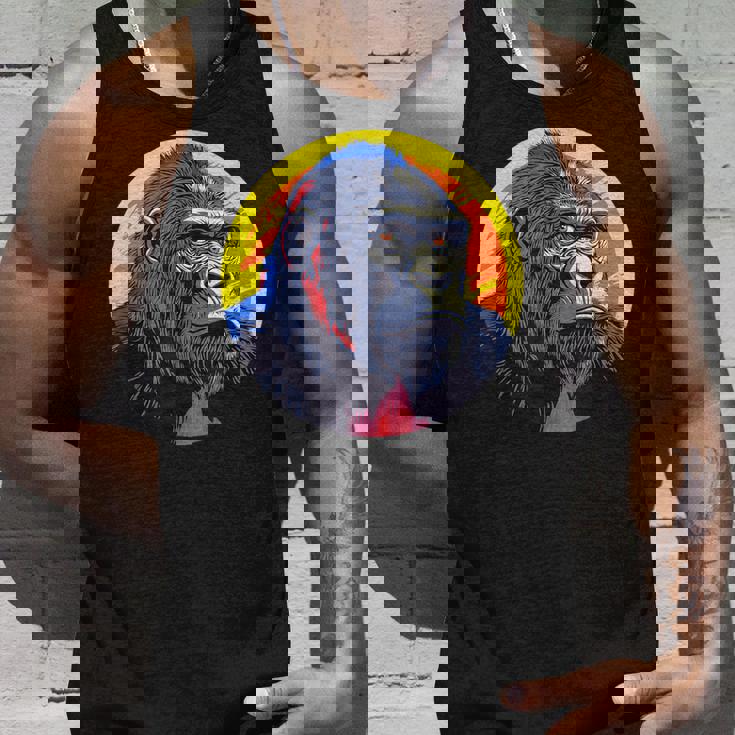 鮮やかなゴリラのイラスト、大胆な色。 タンクトップ 彼への贈り物