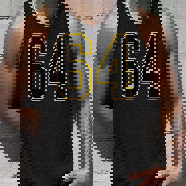 黒と黄色のカレッジスポーツスタイルの64番。 タンクトップ 彼への贈り物