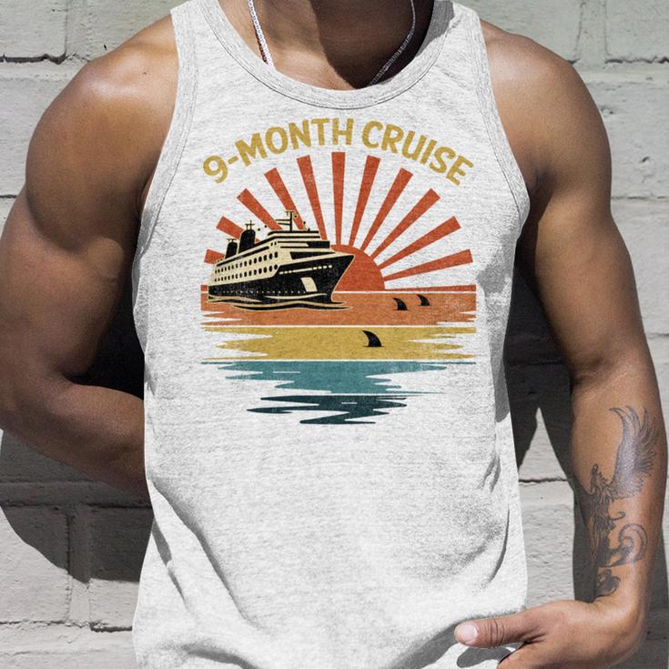 Nine Month Cruisehipunset Withharks In Ocean 長袖tシャツ タンクトップ 彼への贈り物