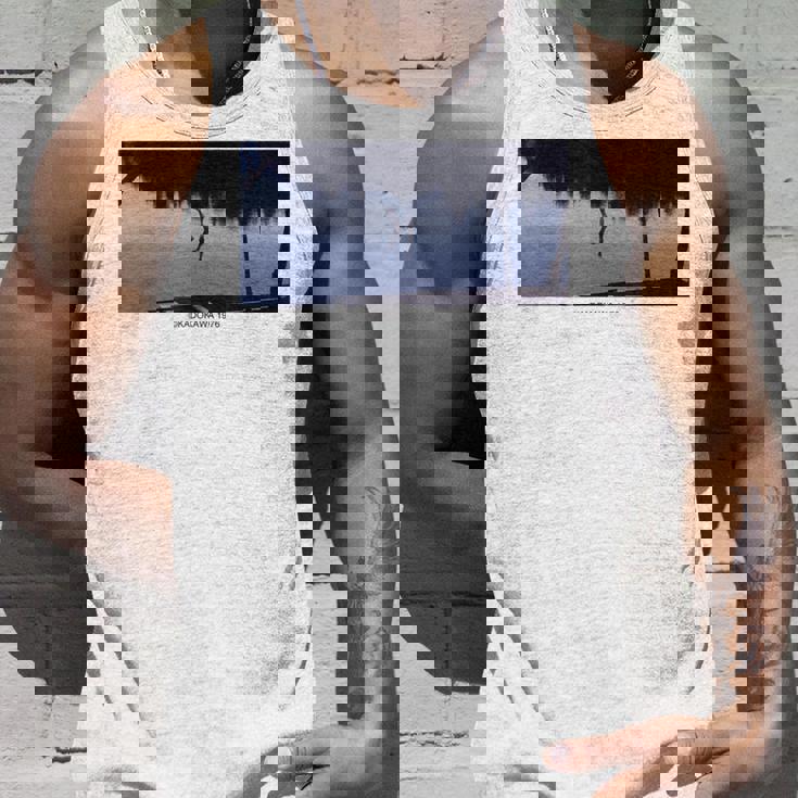 「犬神家の一族」逆さ足ショット タンクトップ 彼への贈り物