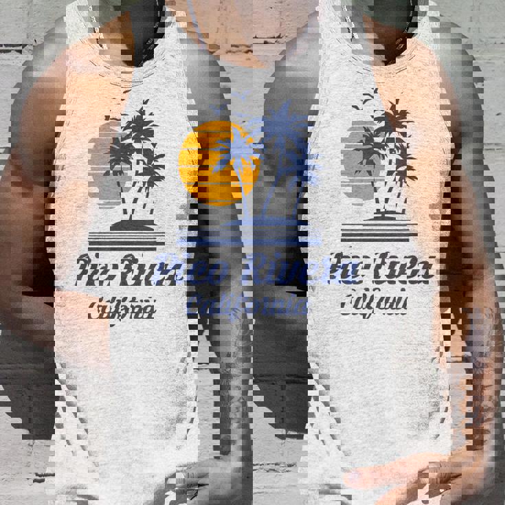 カリフォルニア州ピコリベラ ピコ リベラ 市内観光客 タンクトップ 彼への贈り物