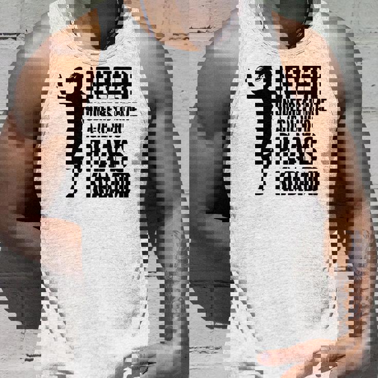 カヴァディを演じる少女を決して過小評価しない タンクトップ 彼への贈り物