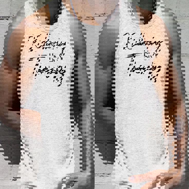 キックボクシングは私のセラピー タンクトップ 彼への贈り物