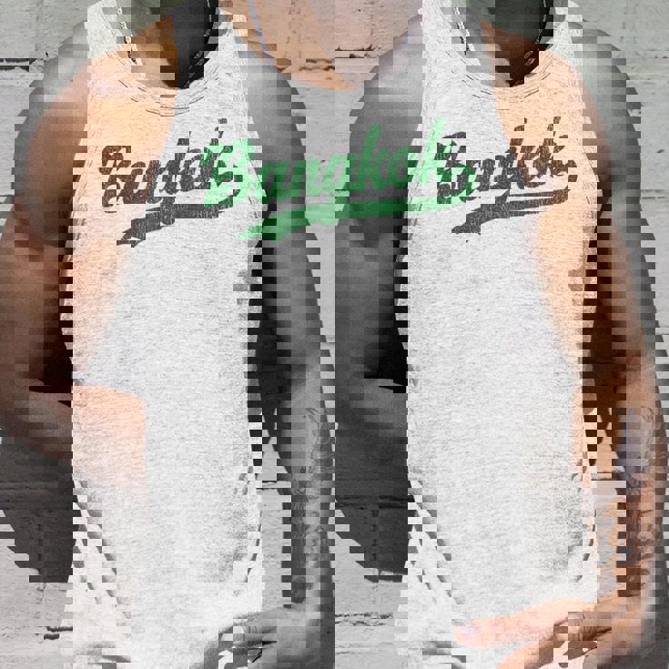 タイのバンコクビンテージスポーツグラフィック。 タンクトップ 彼への贈り物