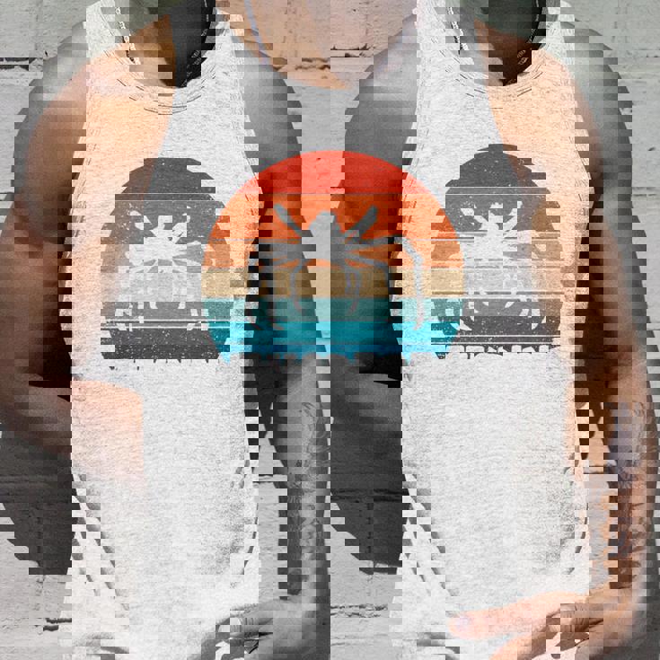 タカアシガニのささやき 海洋生物学者 長袖tシャツ タンクトップ 彼への贈り物