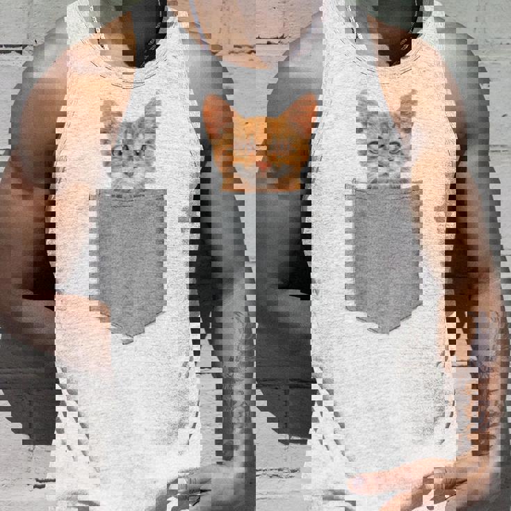 ポケットの中の猫ポケットキャット猫好き ねこ好き ネコ好きニャー猫 猫の飼い主 心電図 おもしろ 可愛い ねこ ネコ 猫 長袖tシャツ タンクトップ 彼への贈り物