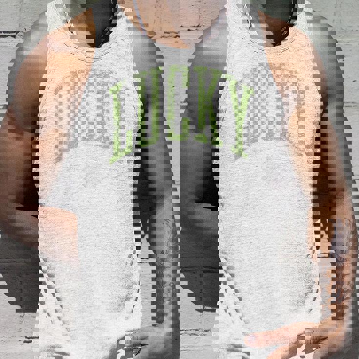 ラッキーシャムロック 四つ葉クローバー タンクトップ 彼への贈り物