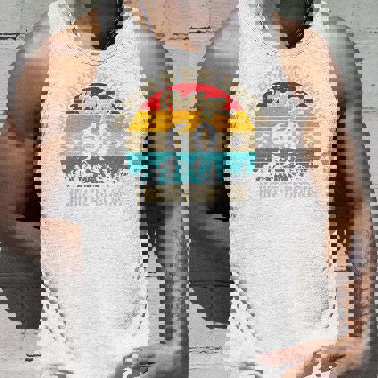 レトロ ヴィンテージ 60歳 誕生日プレゼント 60年間の素晴らしさ 長袖tシャツ タンクトップ 彼への贈り物