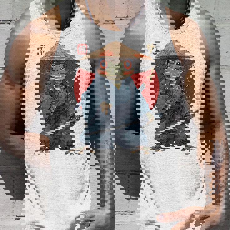 日本の侍カエルの戦士浮世サムライヒキガエルバックプリント。 タンクトップ 彼への贈り物