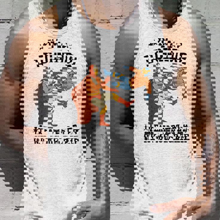 私はレスラーのようなルチャドールだけだ もっとクレイジーなルチャ・リブレ タンクトップ 彼への贈り物