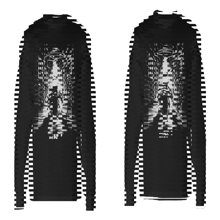 Ufoから逃げるアライグマ、Sfユーモア、エイリアンに追われる 長袖Tシャツ