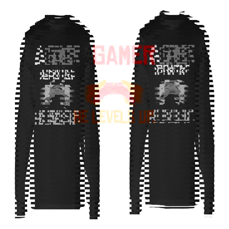 Un Gamer No Envejeceube De Nivel Lujuria Gaming Camiseta de manga larga