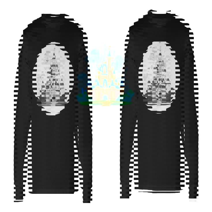 お城ファンのための花火のある素晴らしい魔法の王国 長袖Tシャツ