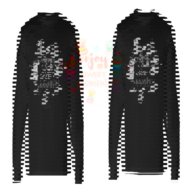 クレヨンしんちゃん かすかべ防衛隊とマカロンしんちゃんのティータイム 長袖Tシャツ