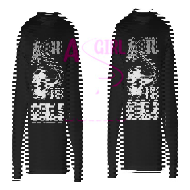 サッカーでゴールを決めた少女 長袖Tシャツ ギフトのアイデア