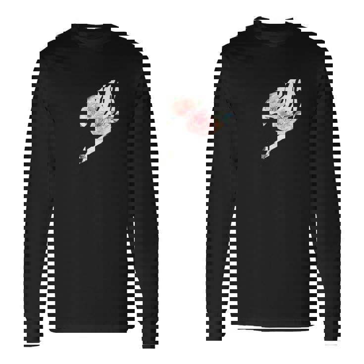 フェミニンなフェアリーテイルにインスパイアされています。 長袖Tシャツ