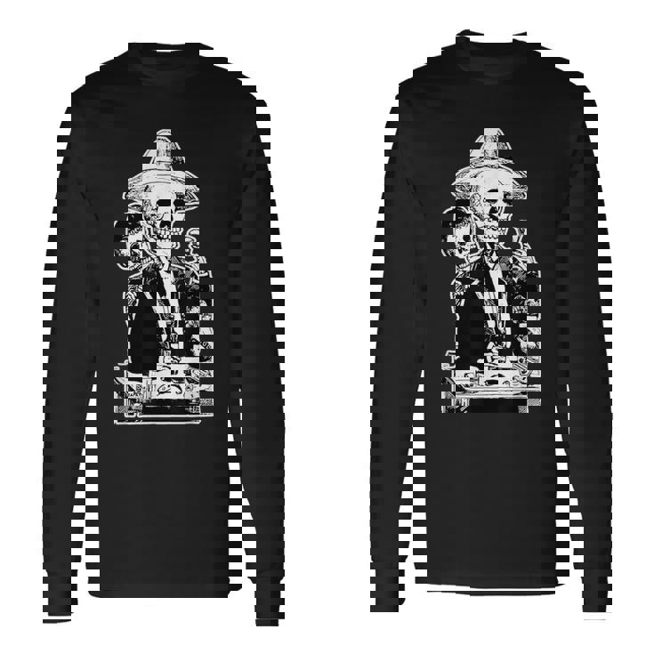 ホセ・グアダルーペ・ポサダ作 アルコール カラベラ 1888 長袖Tシャツ