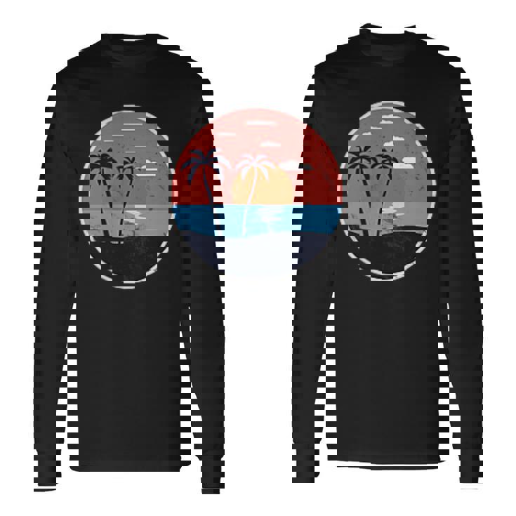 夏のビーチパームグラフィックポケットパッチバッジアイコンミニマリスト。 長袖Tシャツ