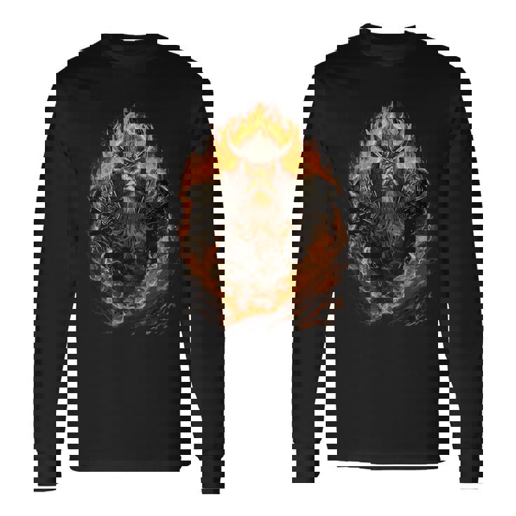 戦いの最中の獰猛なヴァイキング戦士 長袖Tシャツ